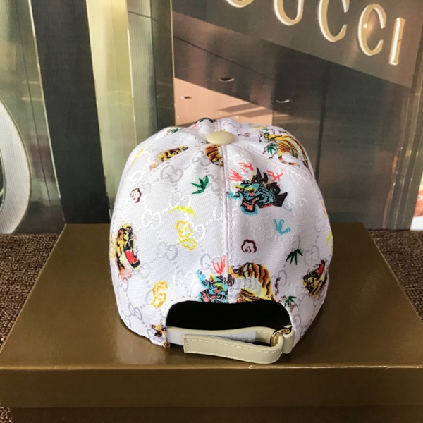 ブランド帽子側面デザイン